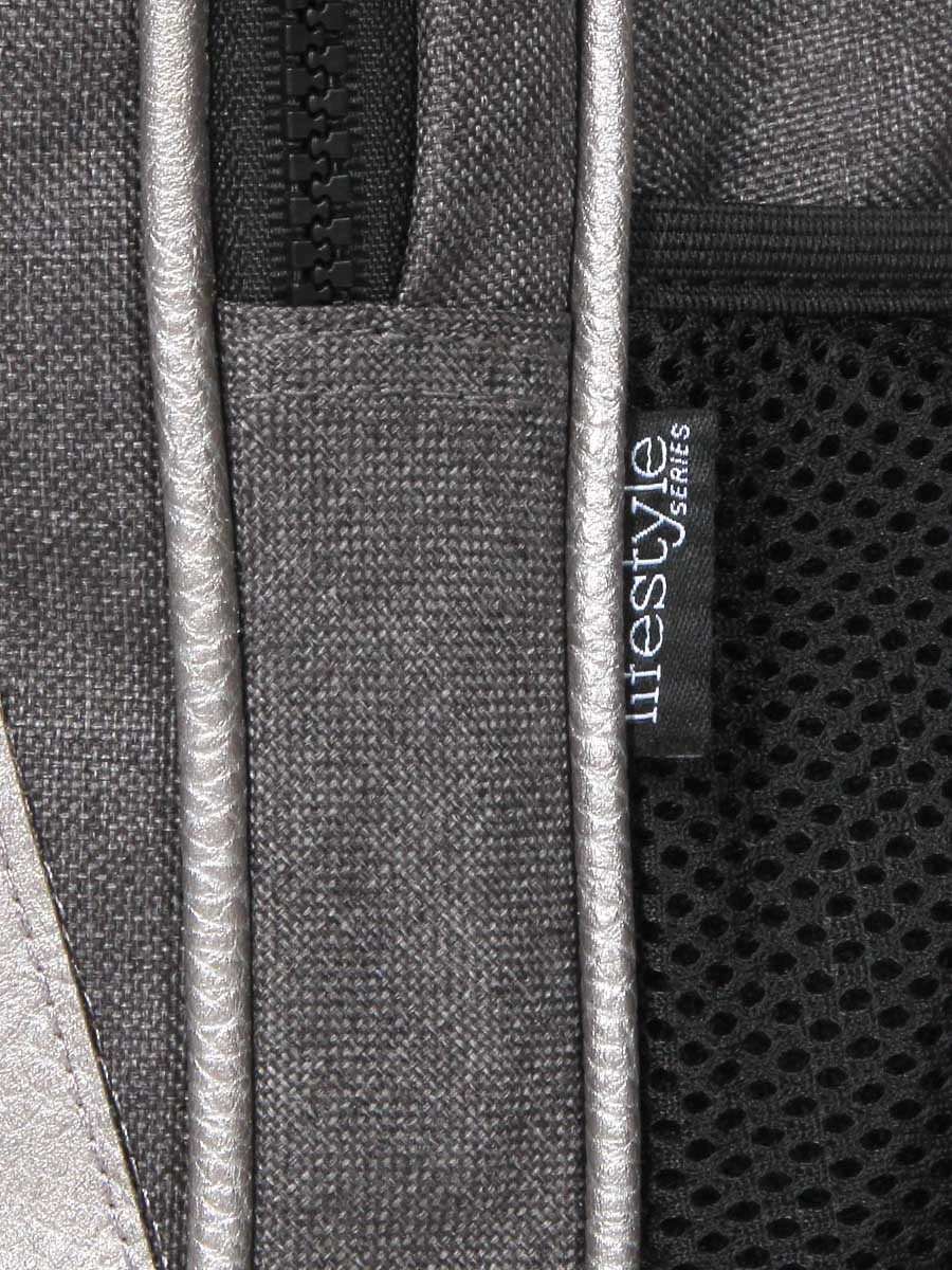 Disney Sac à Dos Star Wars The Mandalorian Helmet 4 Disney Sac à Dos Star Wars The Mandalorian Helmet – Image 4